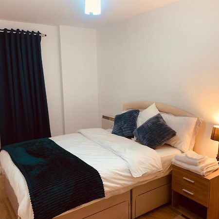 North Acton Flat Apartment Лондон Екстериор снимка